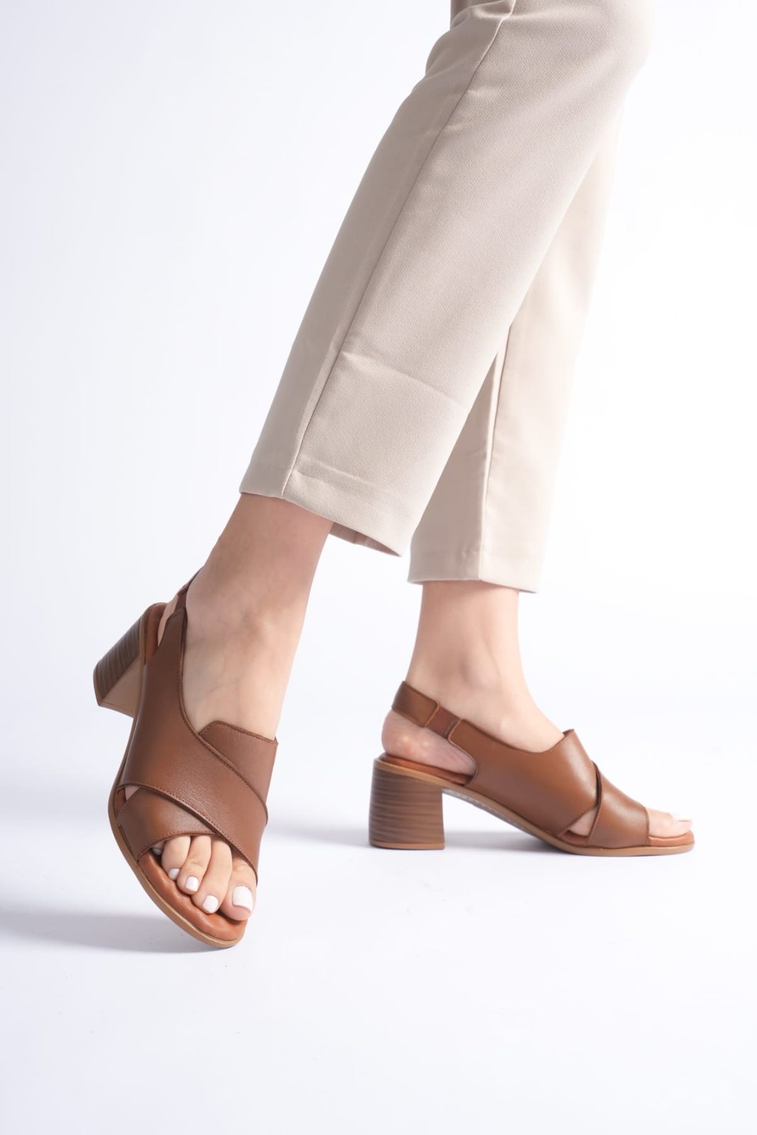 Genuine Leather Woman Sandal 10