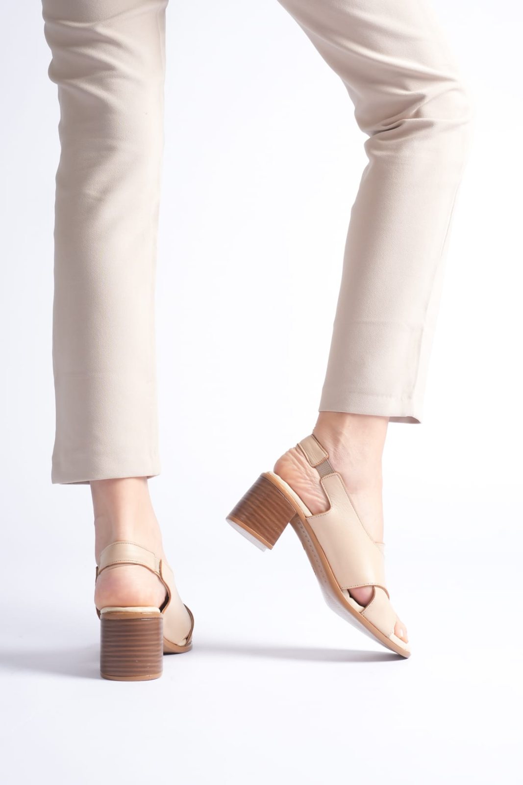 Genuine Leather Woman Sandal 8