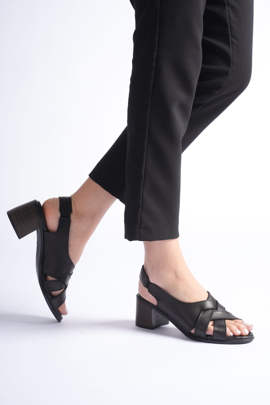 Genuine Leather Woman Sandal 4