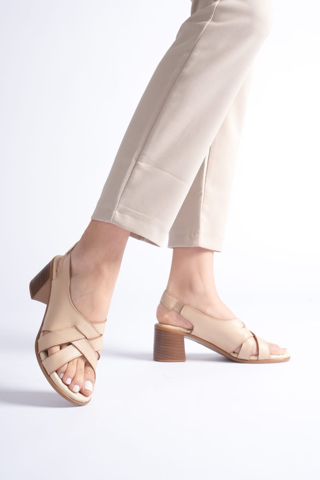 Genuine Leather Woman Sandal 8